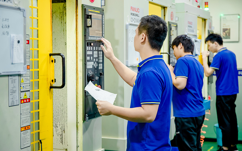 東莞市朗加精密五金科技有限公司 東莞市朗加精密五金科技有限公司