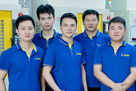 朗加精密-強大團隊 朗加精密-強大團隊